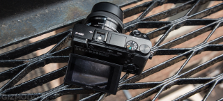 Illustration for article titled Sony a6000 Review: A Solid Mirrorless Camera That's a Small Step Up